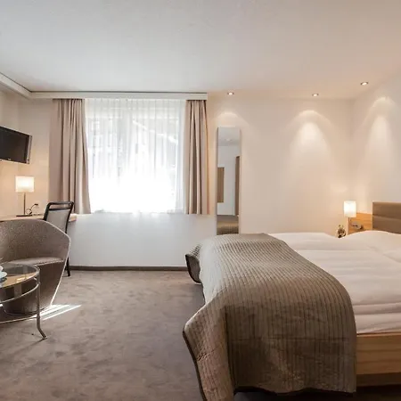 Otel Mistral Superior 3*