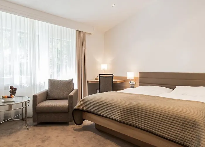 Mistral Superior Hotel 3*